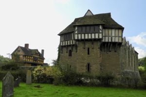 Stokesy Castle